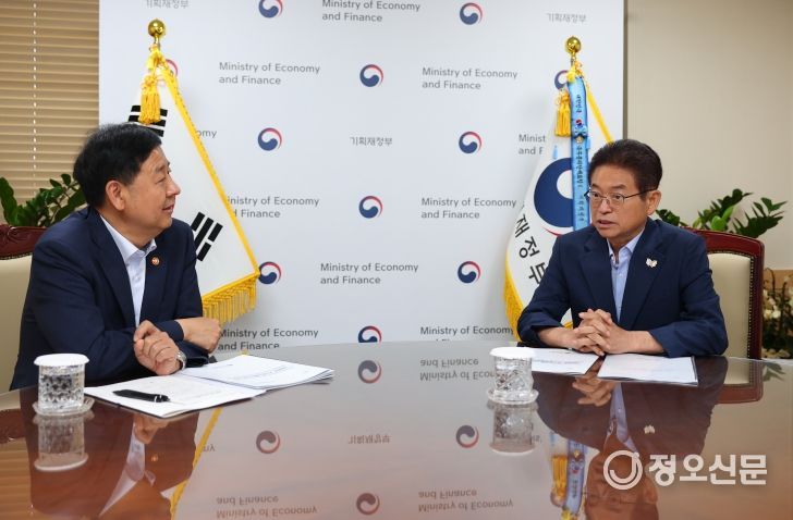 경제부총리 만나 전방위 국비 지원 건의!